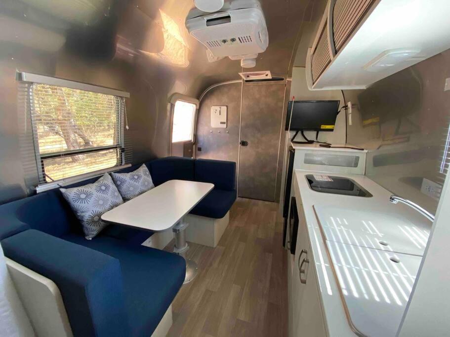 Modern Airstream With Amazing View - 10 To 15 Minutes From Kings Canyon National Park Dunlap 外观 照片