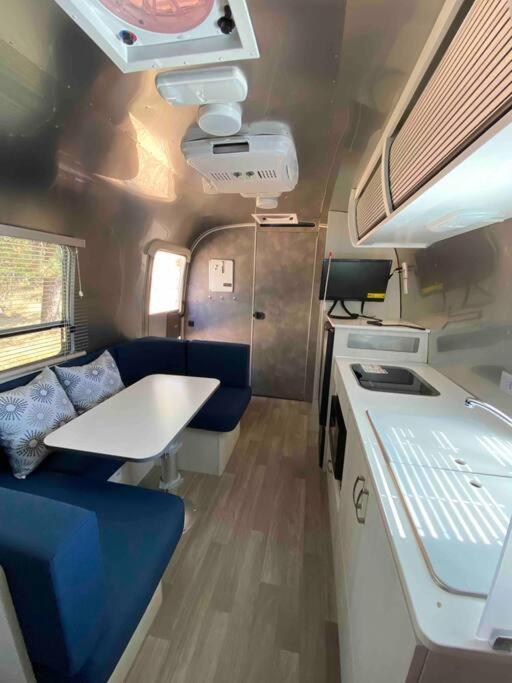 Modern Airstream With Amazing View - 10 To 15 Minutes From Kings Canyon National Park Dunlap 外观 照片